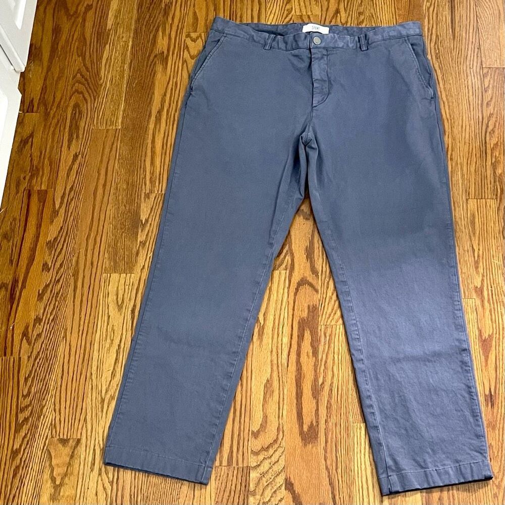 Spoke Heroes Gray Flat Front Chinos. Build B. Size 36.